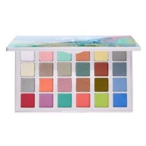 Pantone Sephora eyeshadow palette